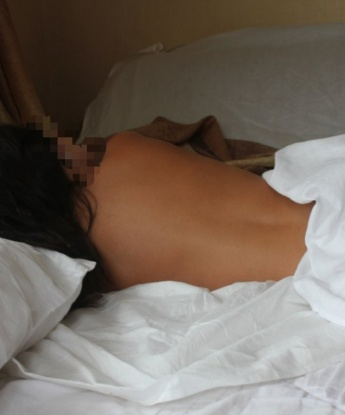 Соблазнительная брюнетка готова исполнить все ваши сокровенные желания. Приглашаю в гости для незабываемого отдыха и расслабления. Звоните, не стесняйтесь! 11725, 25 лет