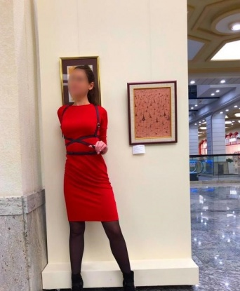 Я обладаю тонкой интуицией и понимаю, как доставить тебе наслаждение. Мои услуги разнообразны, от классического секса до эротического массажа. Я готова удовлетворить тебя и подарить тебе незабываемые моменты блаженства. У меня есть отличные отзывы, мои клиенты оценили мою нежность и страстность. На фото ты можешь увидеть мою изящную фигуру и привлекательную внешность. Жду тебя в Москве для нашей встречи. 💋🔥🌟 15605, 24 года